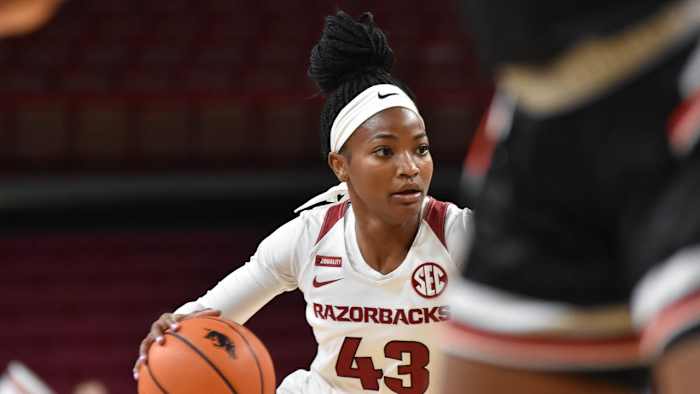 Makayla Daniels-Sam Houston